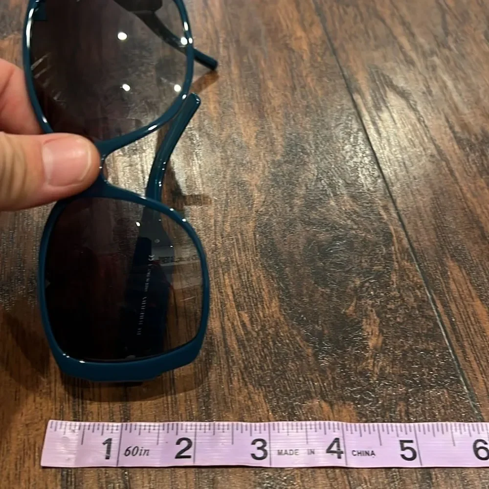 VTG‎ BURBERRY Oversize Gradient Sunglasses Gradient Lenses EUC no case unique